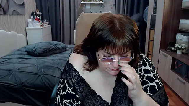 Victoria_BBW live cam on StripChat