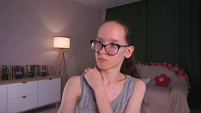 BettyBrowni live cam on StripChat