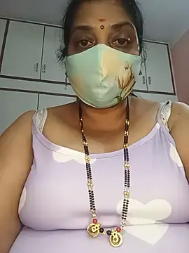 ragavi-kannada-telugu (F milf) - Fussy oil massage and fingaring
