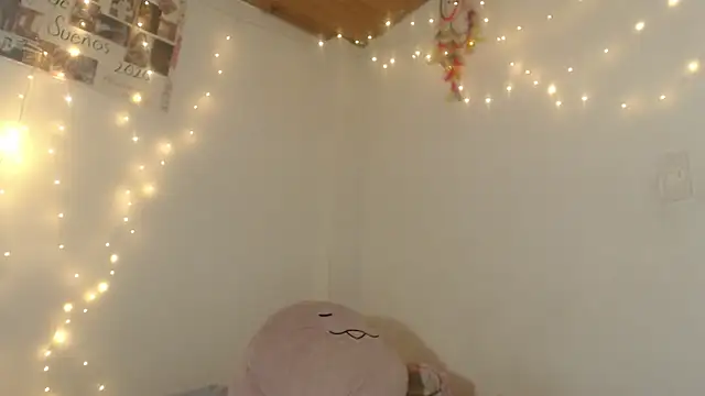 SweetSofty live cam on StripChat