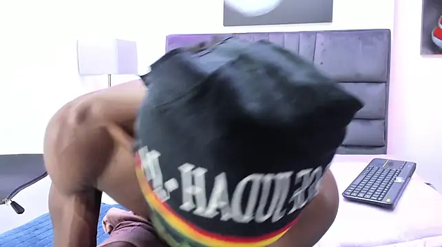 derek_raser live cam on StripChat