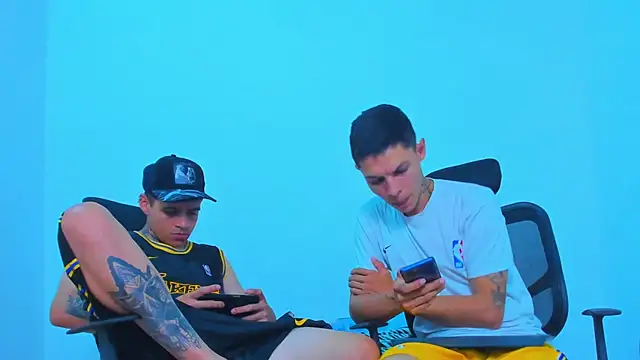 Thomas-Wil live cam