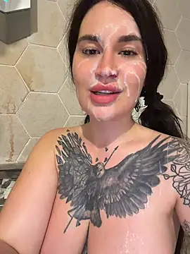 TattooGirlAlia live sex cam