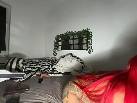 MrsRedFoxy