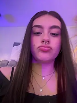 cute__cherry_ live cam on StripChat