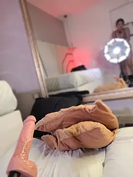 Kendall__evanss live cam on StripChat