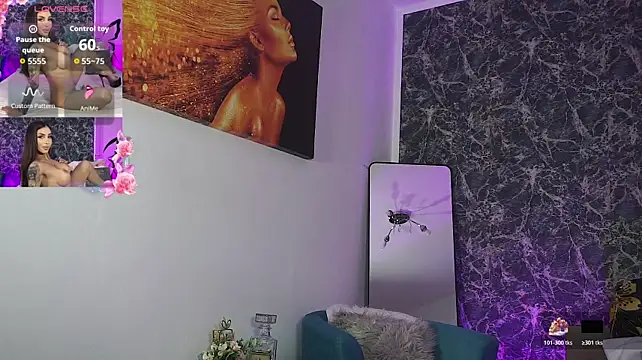 BrianaGolddenn live cam on StripChat