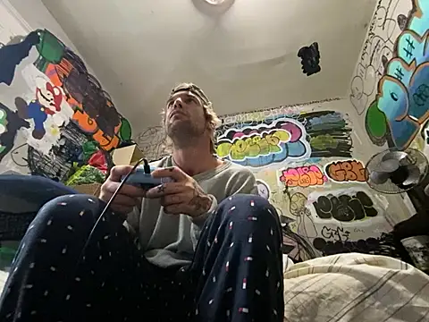 gothboiplzty live cam on StripChat