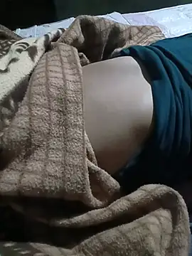 monakirasleenla live cam on StripChat