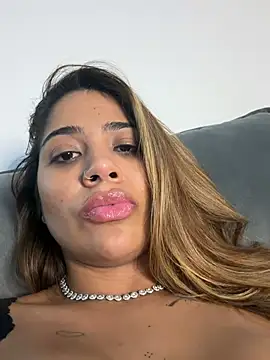 princess___hot live cam on StripChat