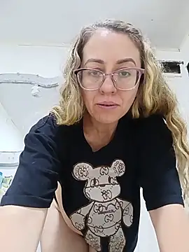 miss_hanna07 live cam on StripChat
