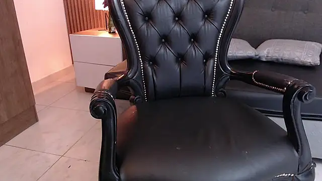 aleesha_cameron02 (F young) - Smack your cock with slaps