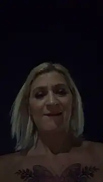 HOTLadyluna live cam
