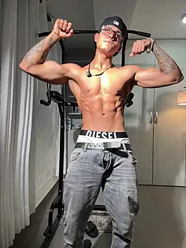 Paradise_boy__ live cam on StripChat