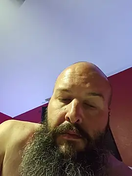 Girthy-Man-Hammer live cam on StripChat