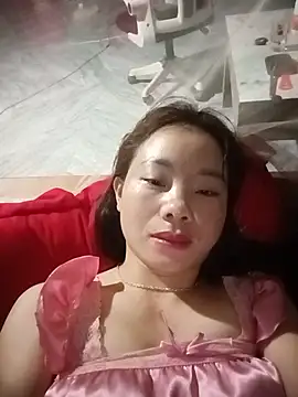 Just-sunbeam live cam on StripChat