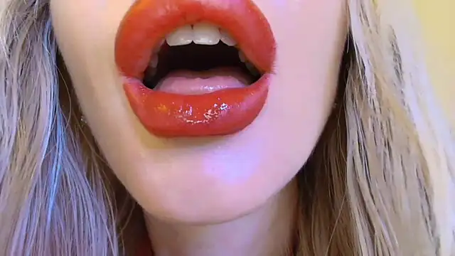 Velvet_kissx live cam on StripChat