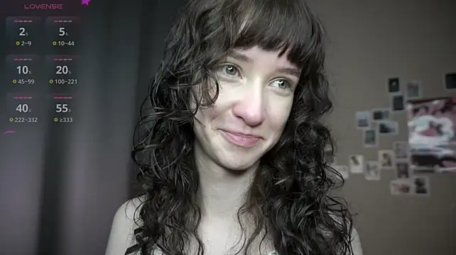 DellaLeck live cam on StripChat