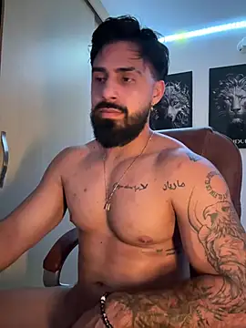 Ryan_Black3 live cam on StripChat