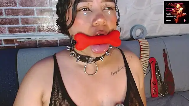 emma_bdsm_