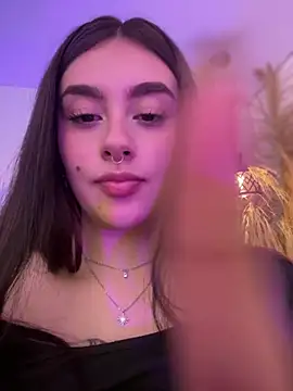 cute__cherry_ live cam on StripChat