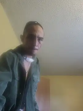 Bstokes671 live cam on StripChat