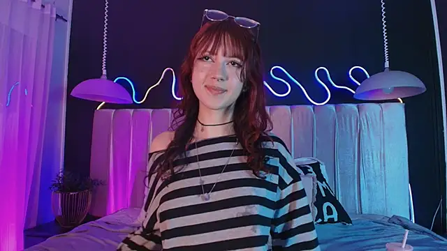 alixx_von_d live cam on StripChat