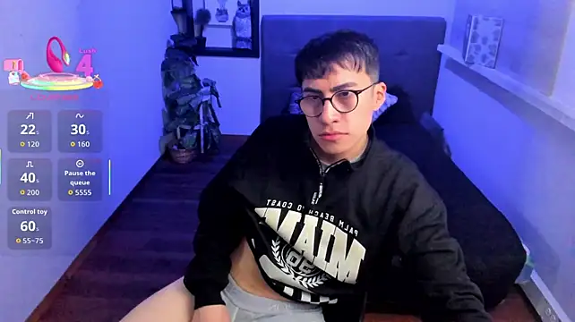 Andy_Norton live cam on StripChat