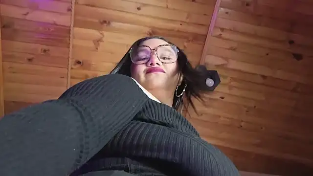 Tamarha_Princess live cam on StripChat