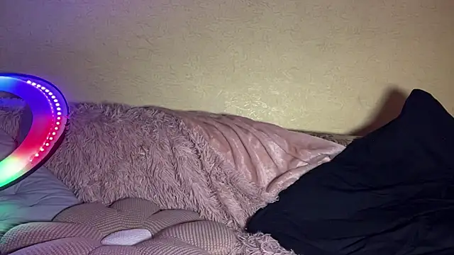 xxmelaniesexx (F teen) - Make me cum give pleasure for my pussy