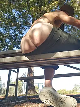 415cali925 (Ask my age) - Show Stranger my Butt