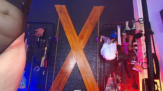 Ariaoficial live sex cam