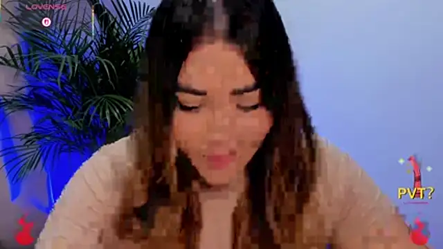 Lucia_star__ live cam on StripChat