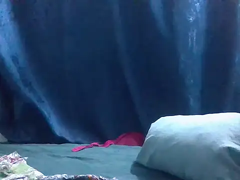 Black_pussy22 live cam on StripChat