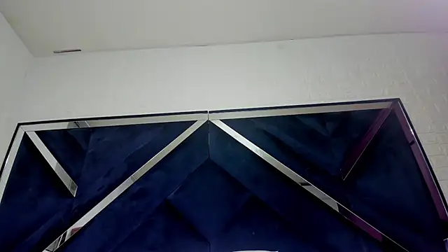 MiaStromh live cam on StripChat