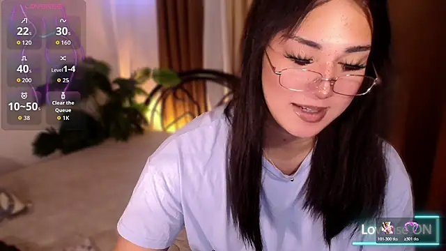 magnificent_kitana live cam on StripChat
