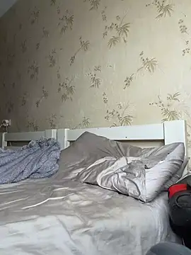 Naughtbaby_2025 webcam