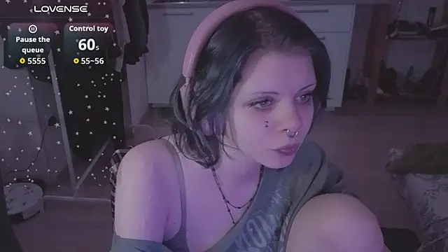 Alice_Zev webcam