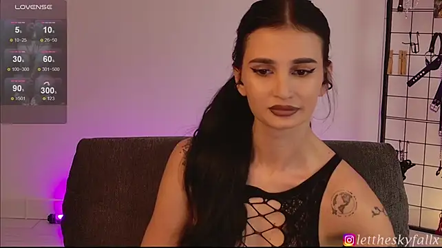 lettheskyfallx webcam