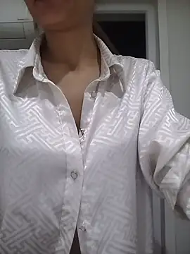 MisyonerNur live sex cam