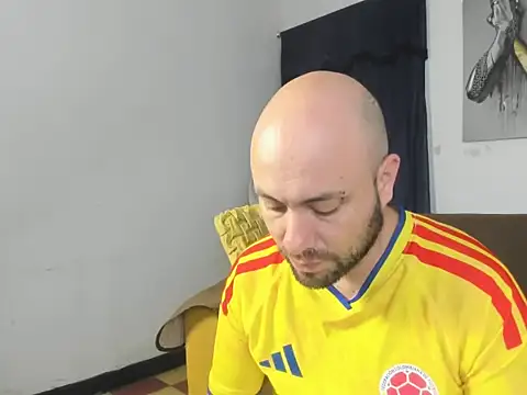 mike_lovers_ live cam on StripChat