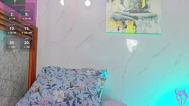 youngmommyy live cam on StripChat