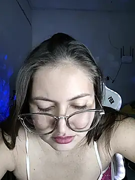 Fetichista23 live cam on StripChat