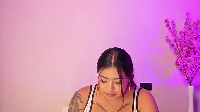 Zoe1_2 live cam on StripChat