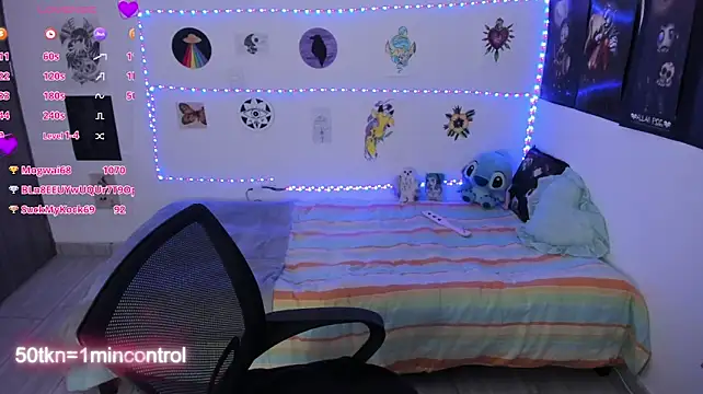Cherry_blush_ live cam on StripChat