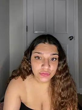 treasurebabii live cam on StripChat