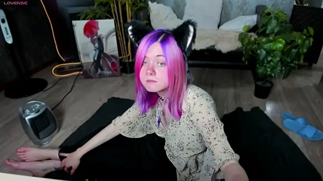 Miiu_miiu live cam on StripChat