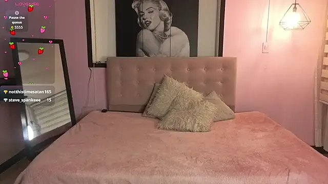 _Androm3da_ live cam on StripChat