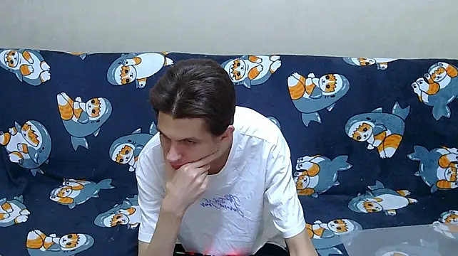 Lester_Broo live cam on StripChat