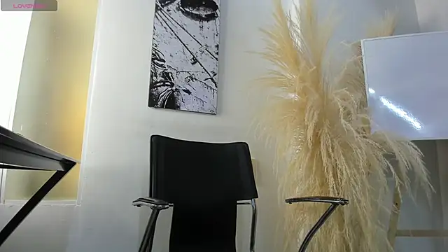 Allison_greey live cam on StripChat